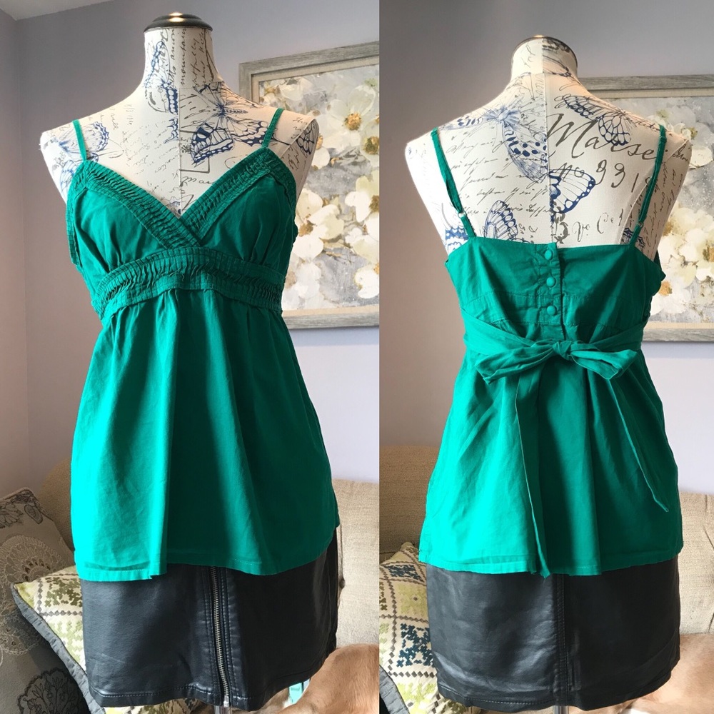 Babydoll tank top with bow tie